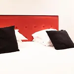 Aida Marais Paris